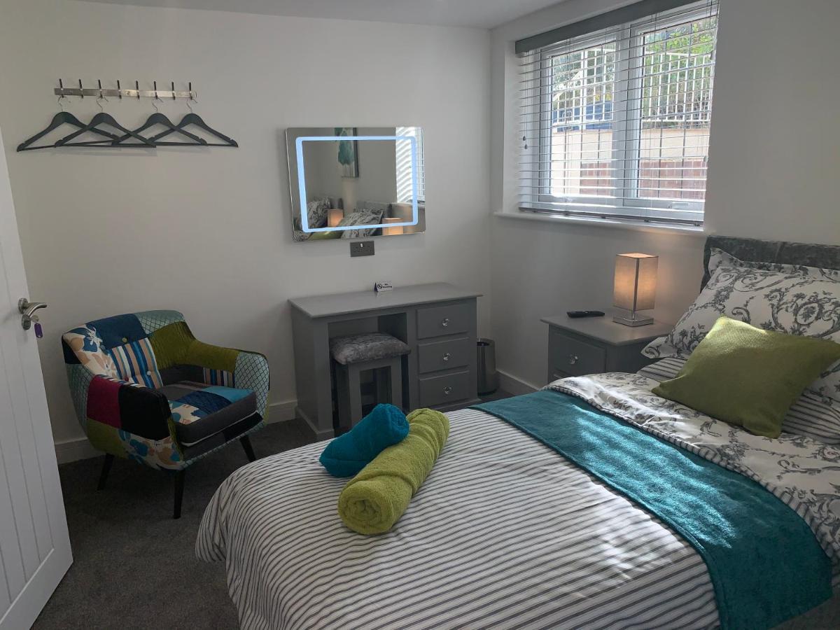 Rosemary House Brs Airport Accommodation Winford Екстер'єр фото
